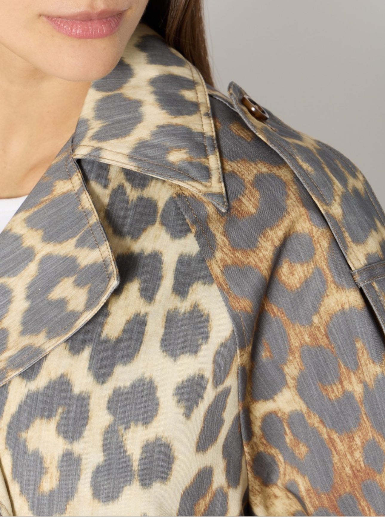 MURIEL | Trench court imprimé léopard